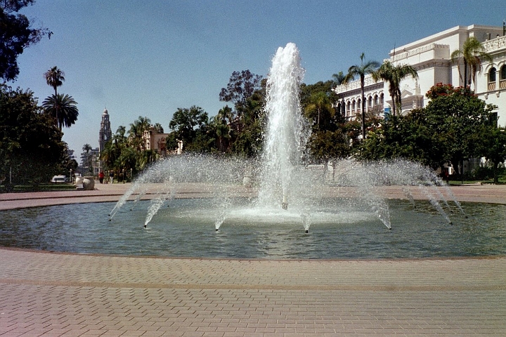 10 Balboa park fountain.JPG